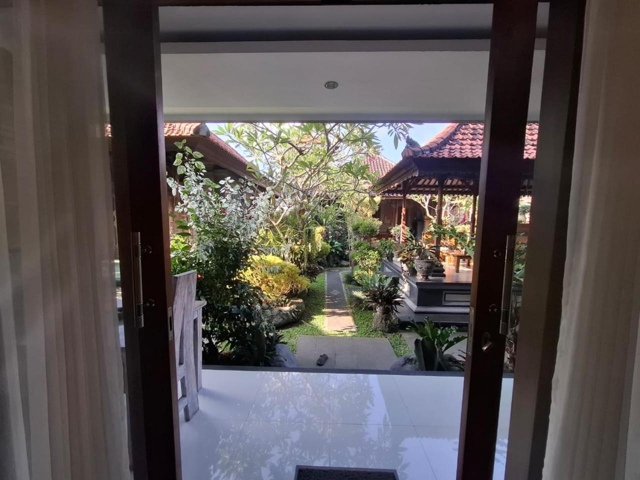 Hotel Nang Ade House Ubud Exterior foto