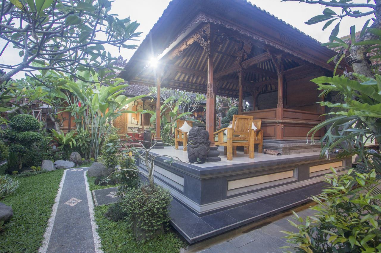 Hotel Nang Ade House Ubud Exterior foto