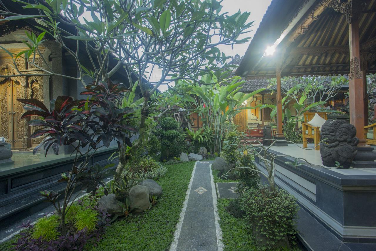 Hotel Nang Ade House Ubud Exterior foto
